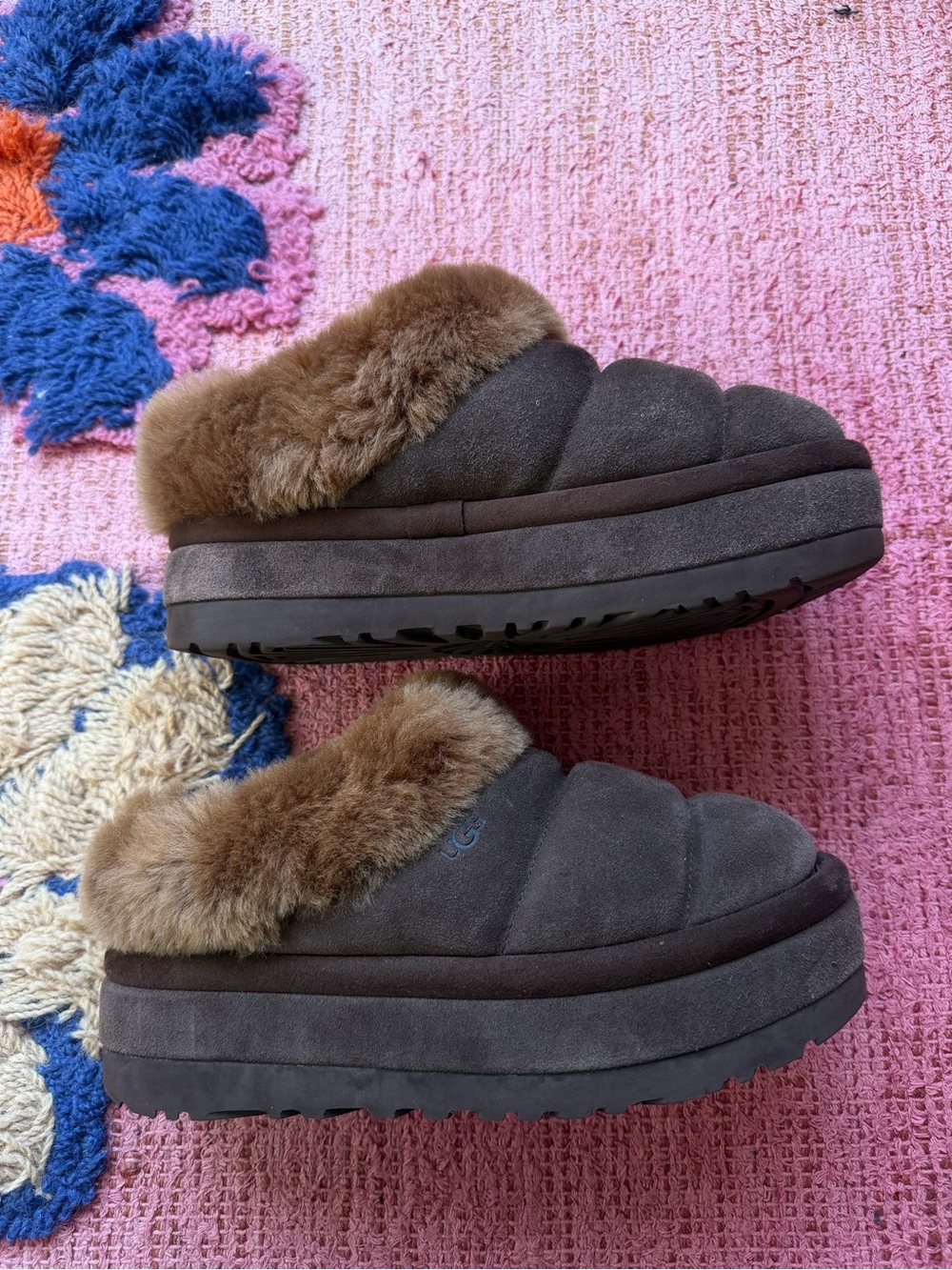UGG tazzilta